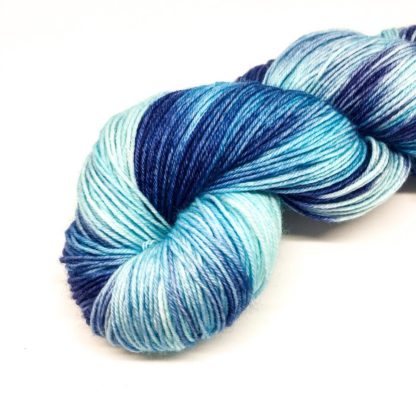 Blue patch dyed sock yarn, 4 ply hand dyed yarn, merino nylon wool, variegated yarn