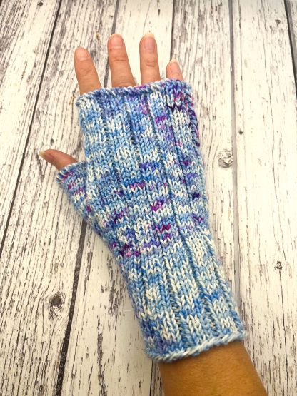 Knitted purple fleck merino fingerless gloves - Image 3